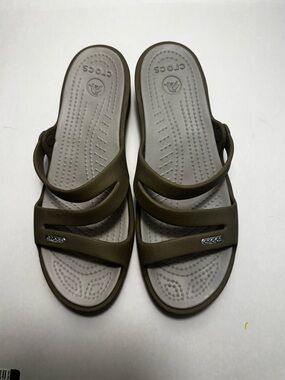 Crocs Brown Patricia Wedge Strap Sandals Size 8